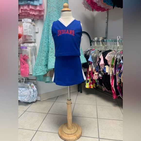 Childs Size 2T or 6 Red White & Blue Indians Cheerleader Uniform Set NWT - Picture 1 of 3